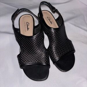 CLARKS Caroleigh Star Heeled Sandal Women's Size 6.5 Black Leather New Condition